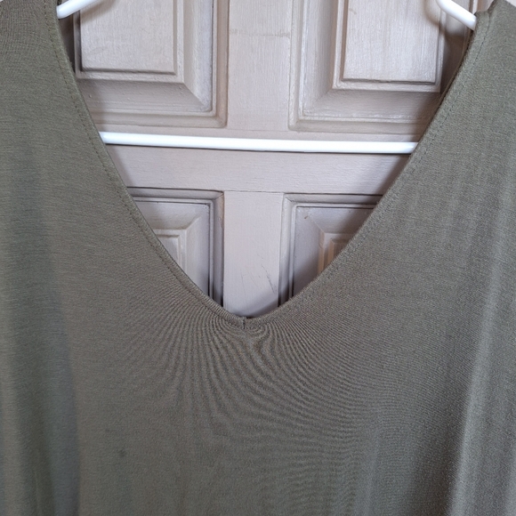Tahari T Deep V Neck SzL Sleeveless Knot Front Sage Green Front/Back Reversible - Picture 7 of 9